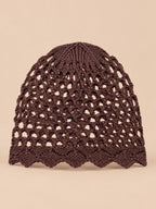 Cappello da donna traforato, elegante e leggero, colore caffè, vista frontale nella foto del prodotto