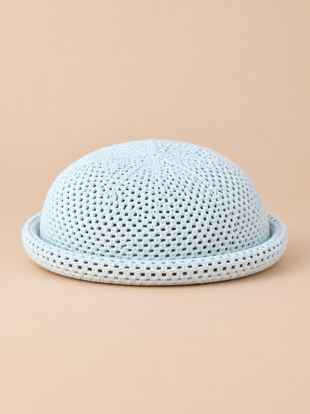 Basco fascinator a rete all’uncinetto, stile francese, colore bianco, vista frontale