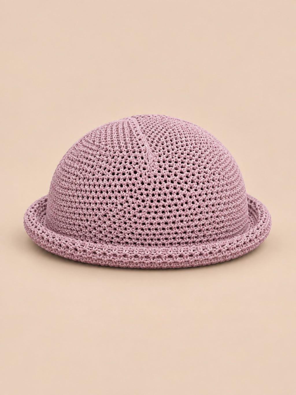 Basco fascinator a rete all’uncinetto, stile francese, colore rosa, vista frontale