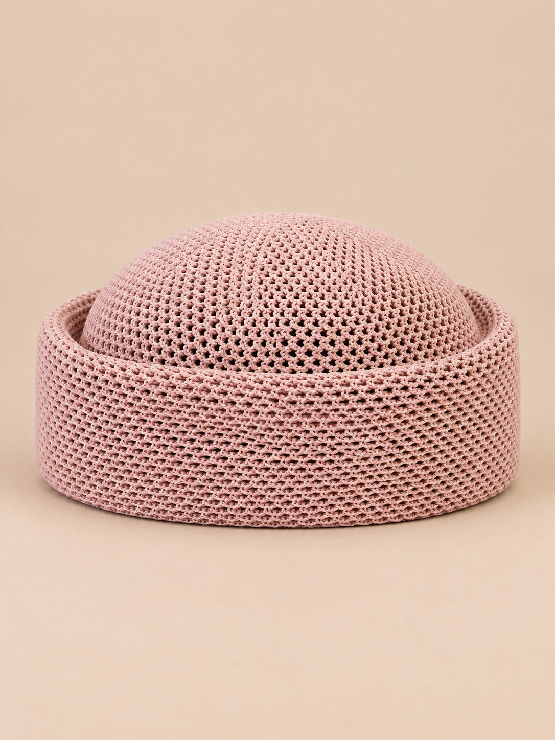 Basco rétro all’uncinetto con parte superiore traforata, stile fedora, modello 2, colore rosa, vista frontale