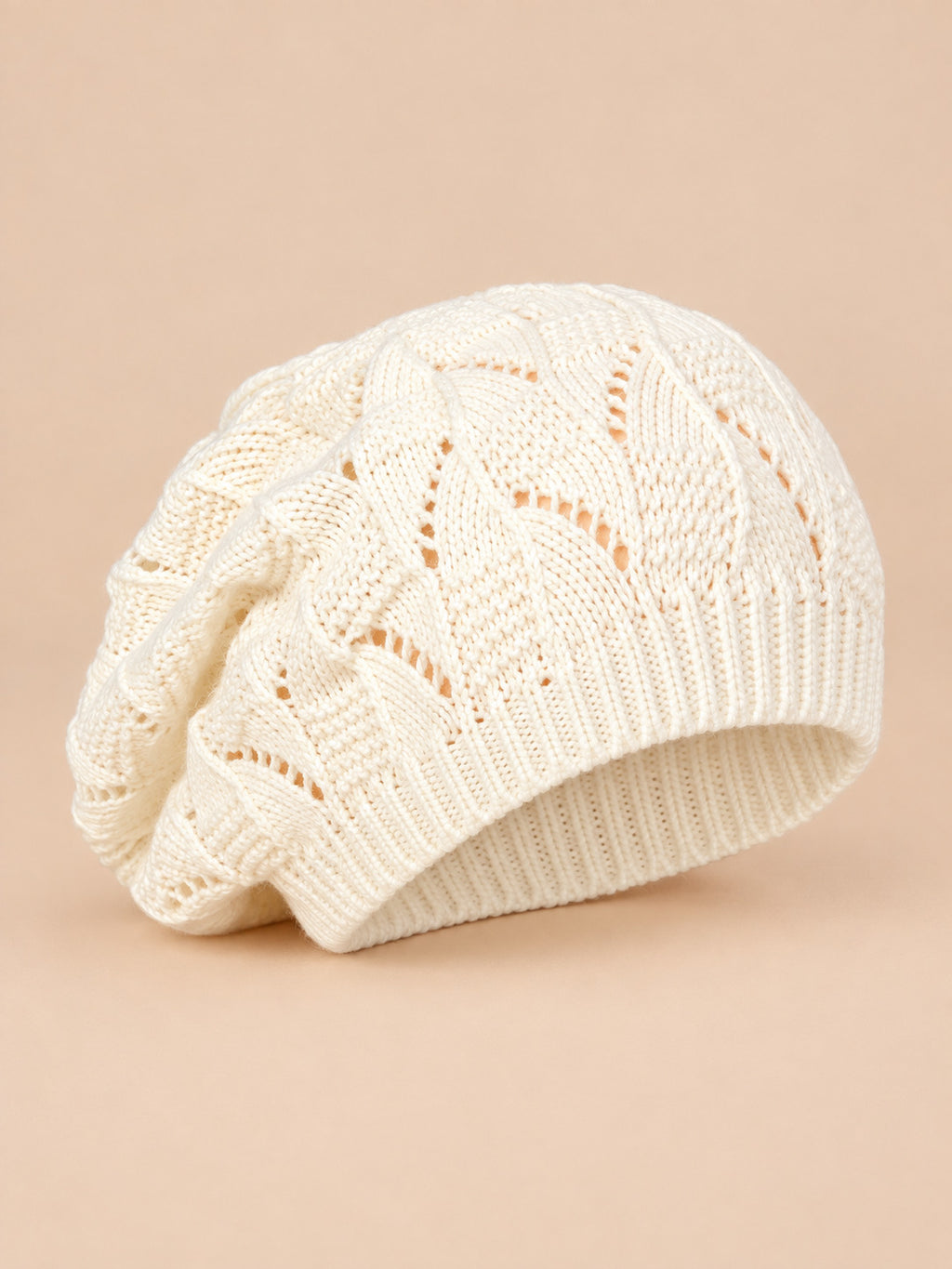 Basco da donna ampio a trecce, stile coreano, colore bianco, vista di tre quarti