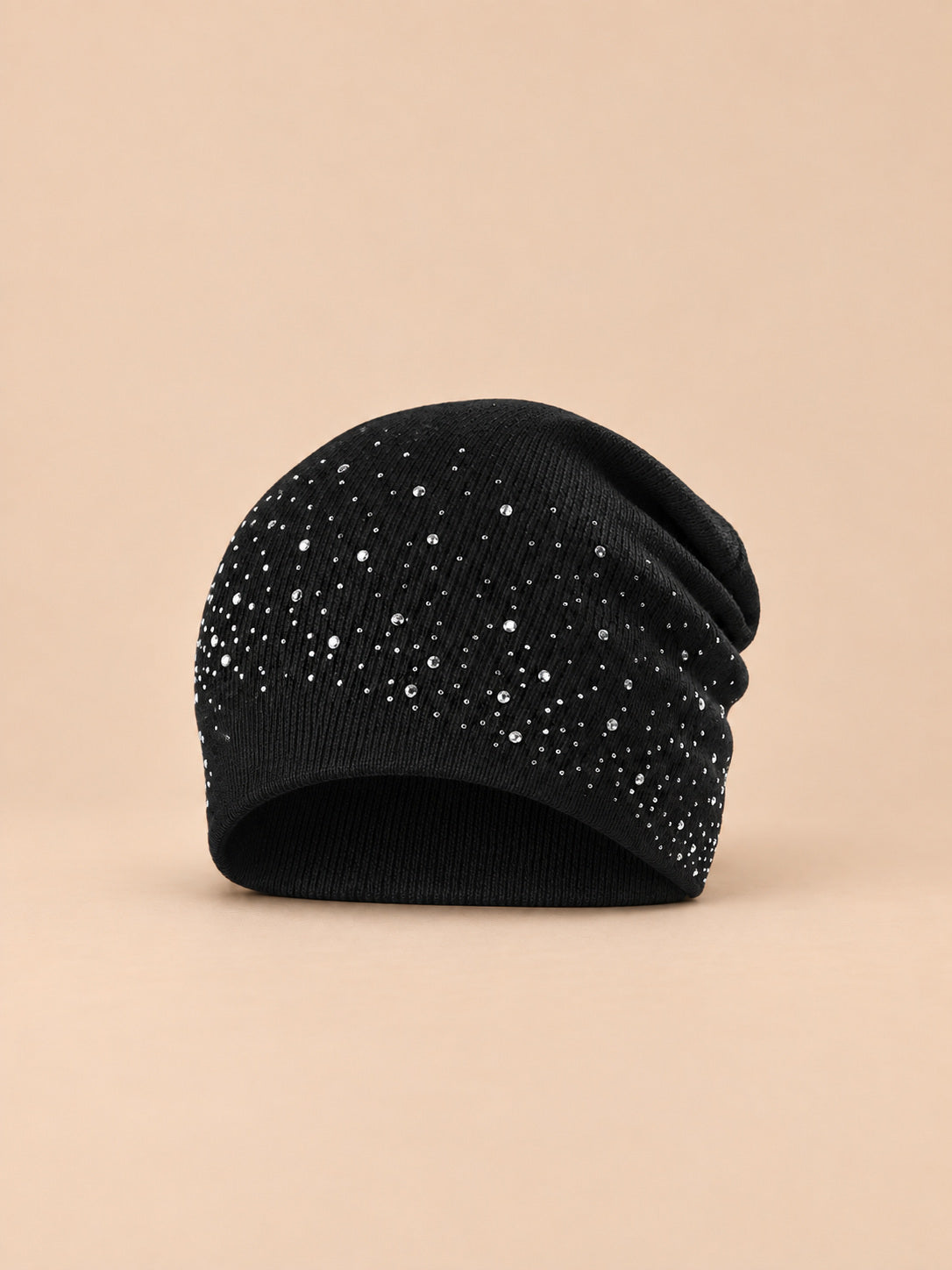 Berretto da donna lavorato a maglia con strass, stile streetwear, colore nero, vista frontale