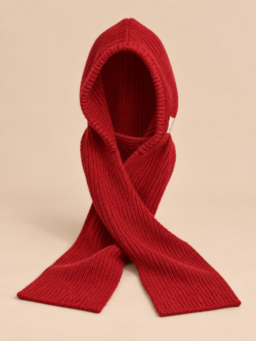 Passamontagna con sciarpa integrata, stile coreano, colore rosso, vista frontale