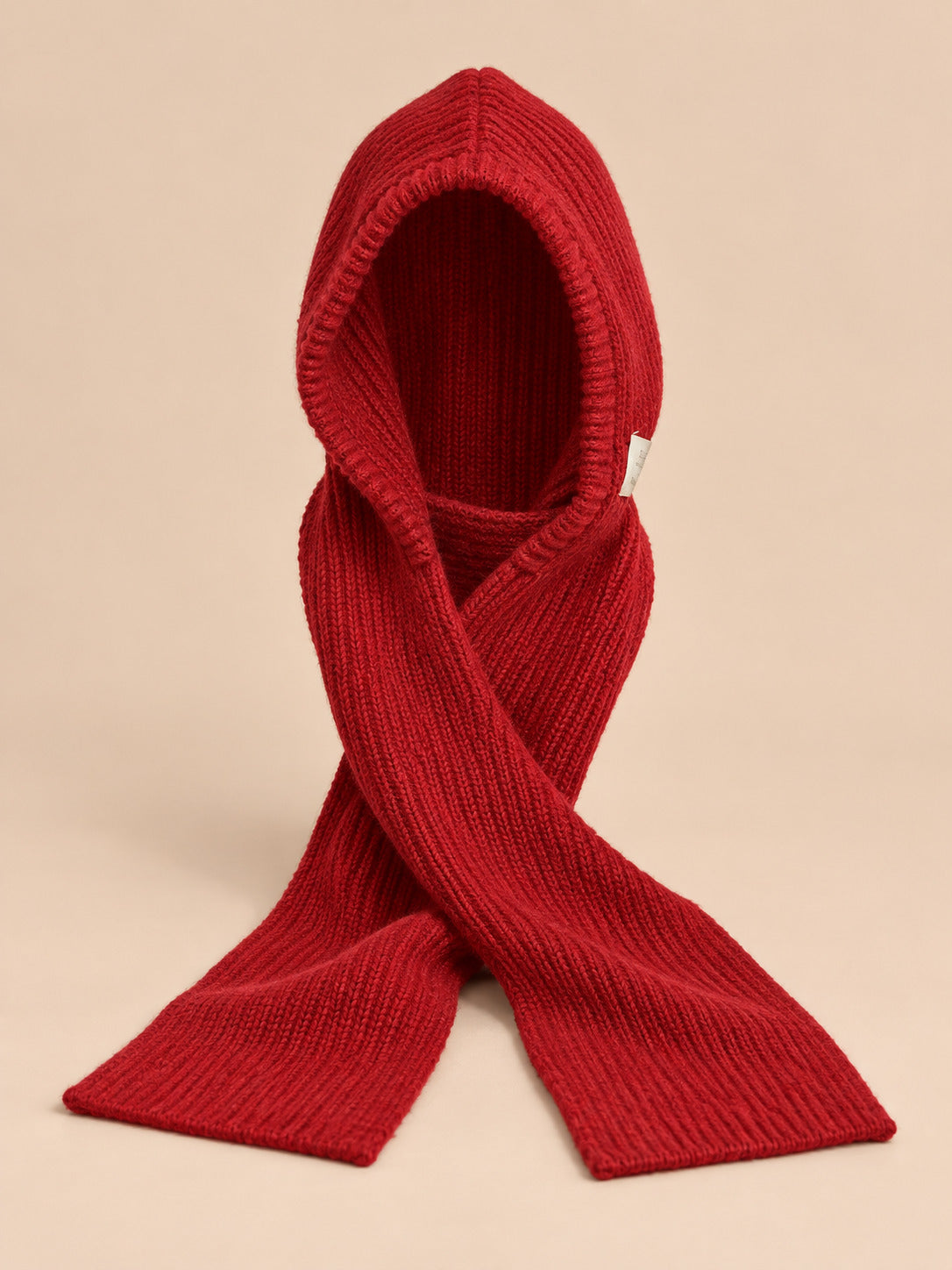 Passamontagna con sciarpa integrata, stile coreano, colore rosso, vista frontale