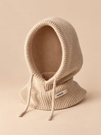 Passamontagna da donna in pura lana con collo integrato, colore beige, vista frontale