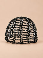 Cappello a calotta all’uncinetto con paillettes da spiaggia, colore nero, vista frontale