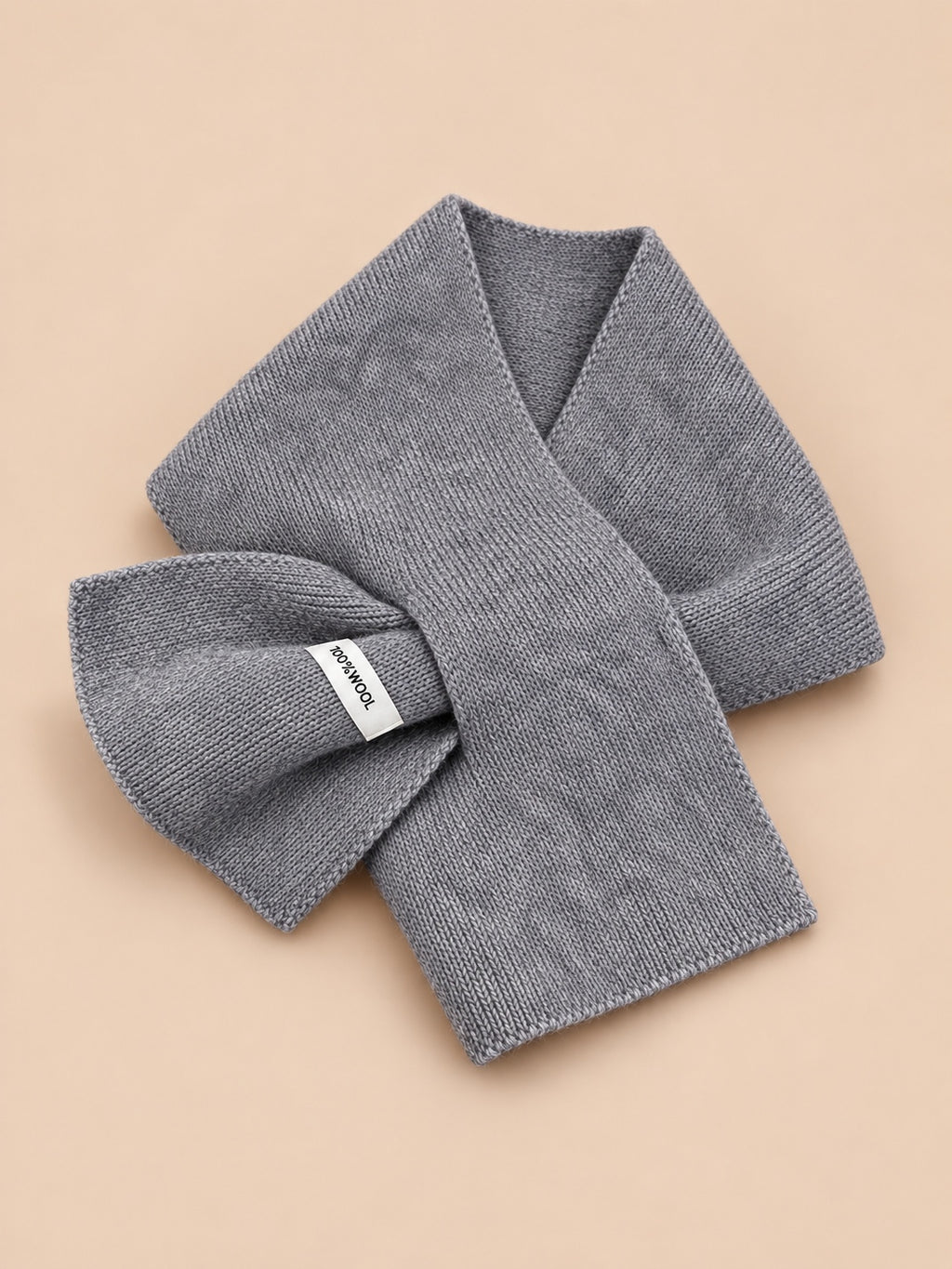 Sciarpa triangolare in pura lana dai colori vivaci, colore grigio, vista frontale