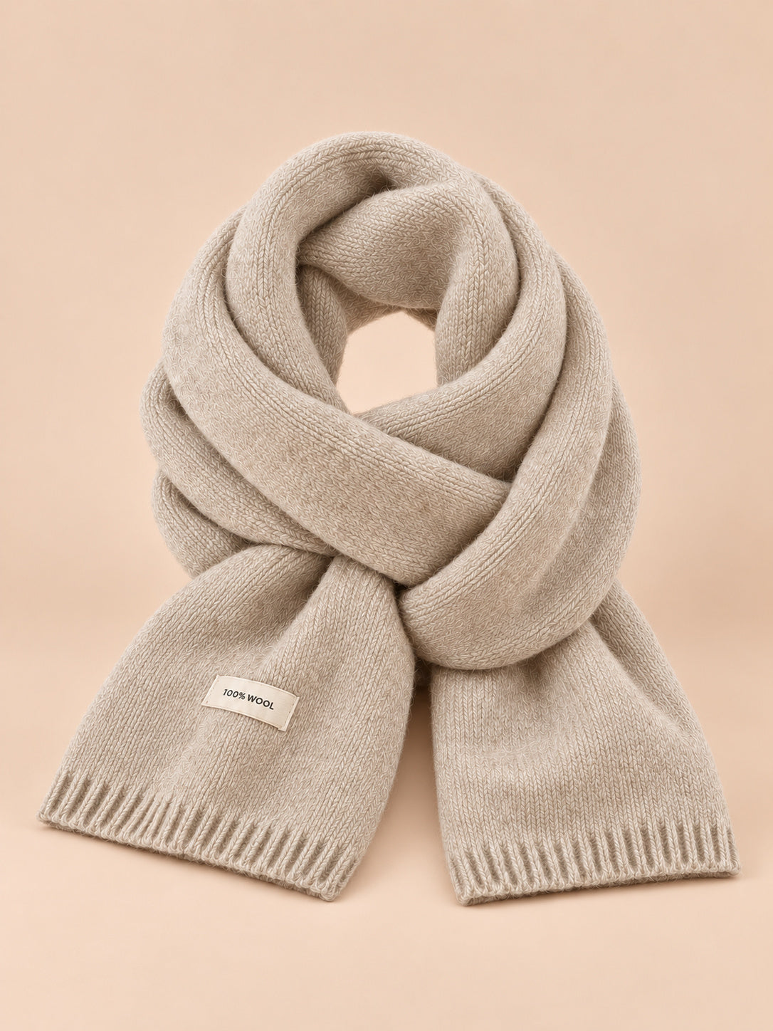 Sciarpa classica in maglia a tinta unita per l’inverno, colore beige, vista frontale