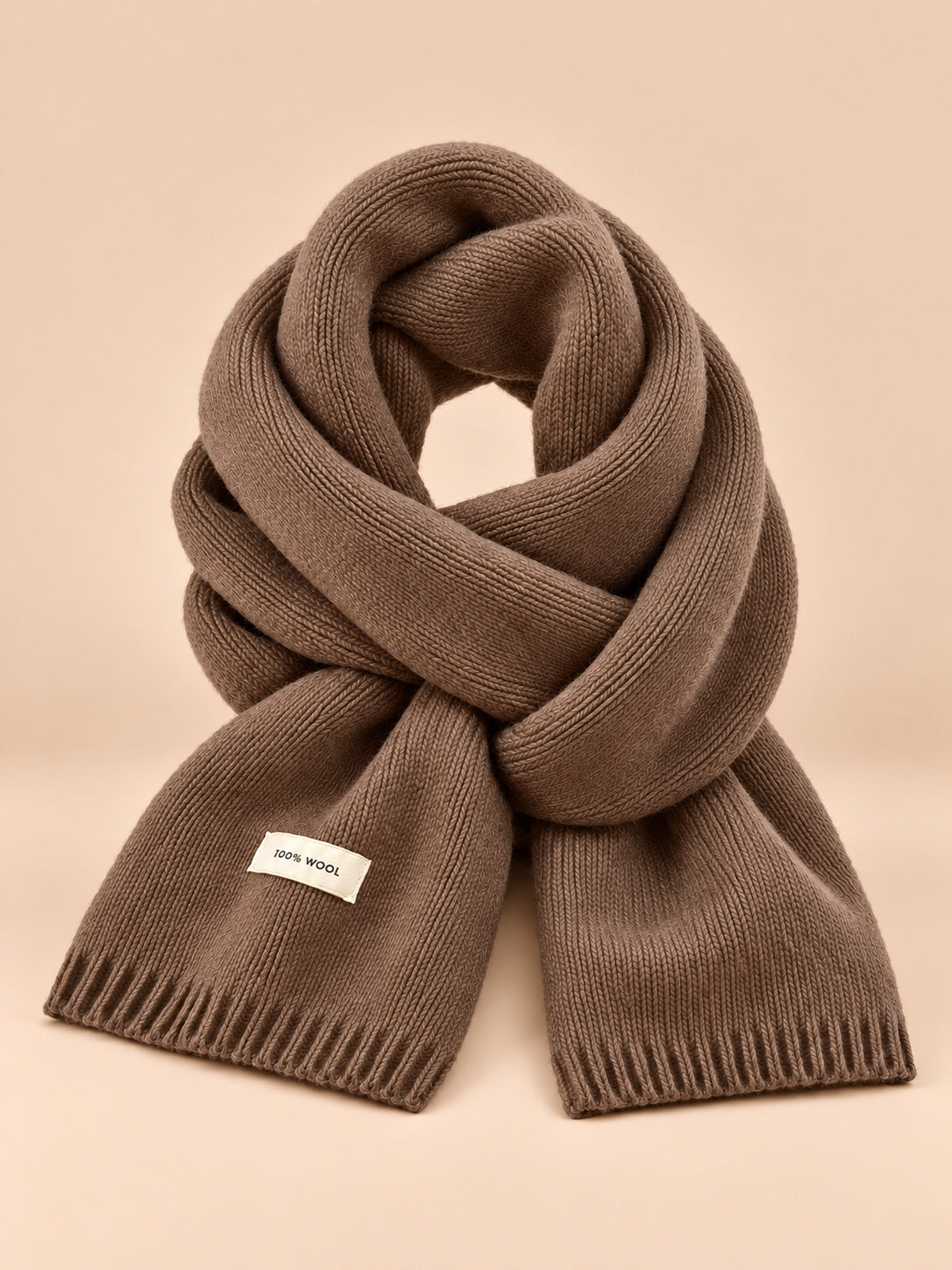 Sciarpa classica in maglia a tinta unita per l’inverno, colore caffè, vista frontale
