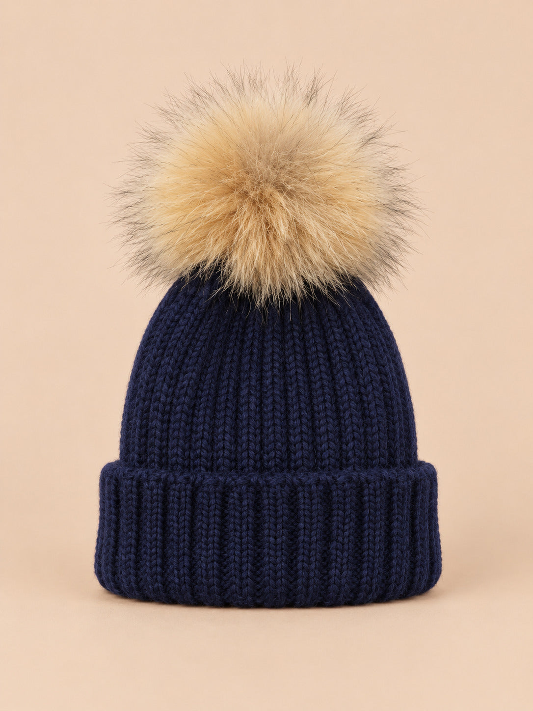 Set berretto e sciarpa da bambino con pompon in pelliccia, colore blu, vista frontale