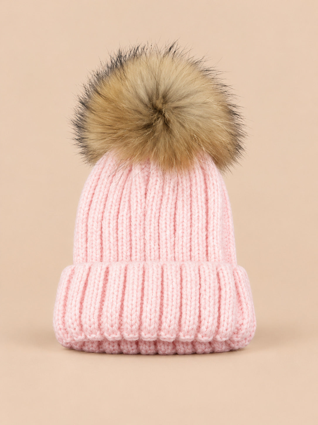Set berretto e sciarpa da bambino con pompon in pelliccia, colore rosa, vista frontale