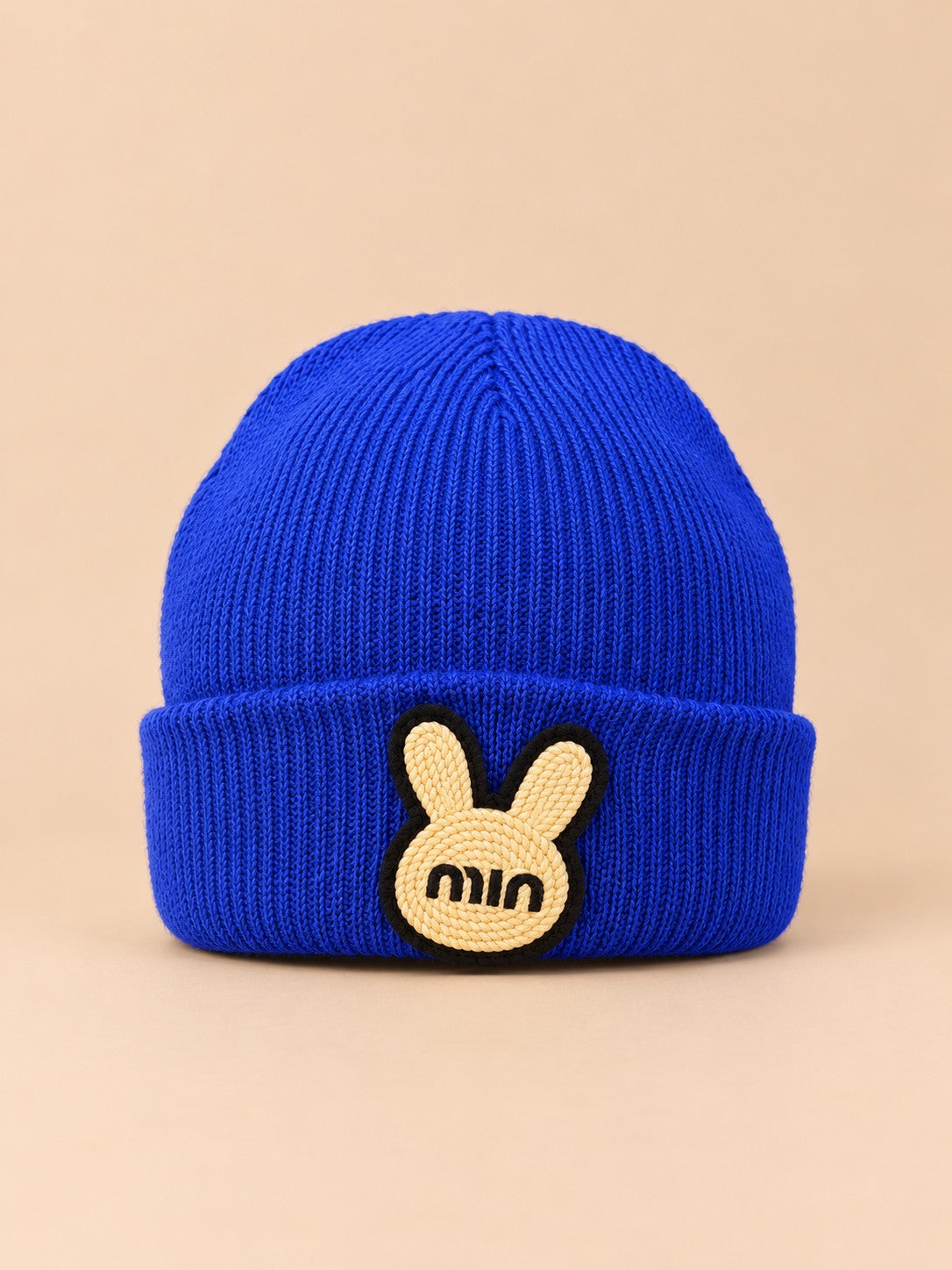 Berretto da bambino con risvolto e toppa a coniglio, modello blu 2, colore blu, vista frontale