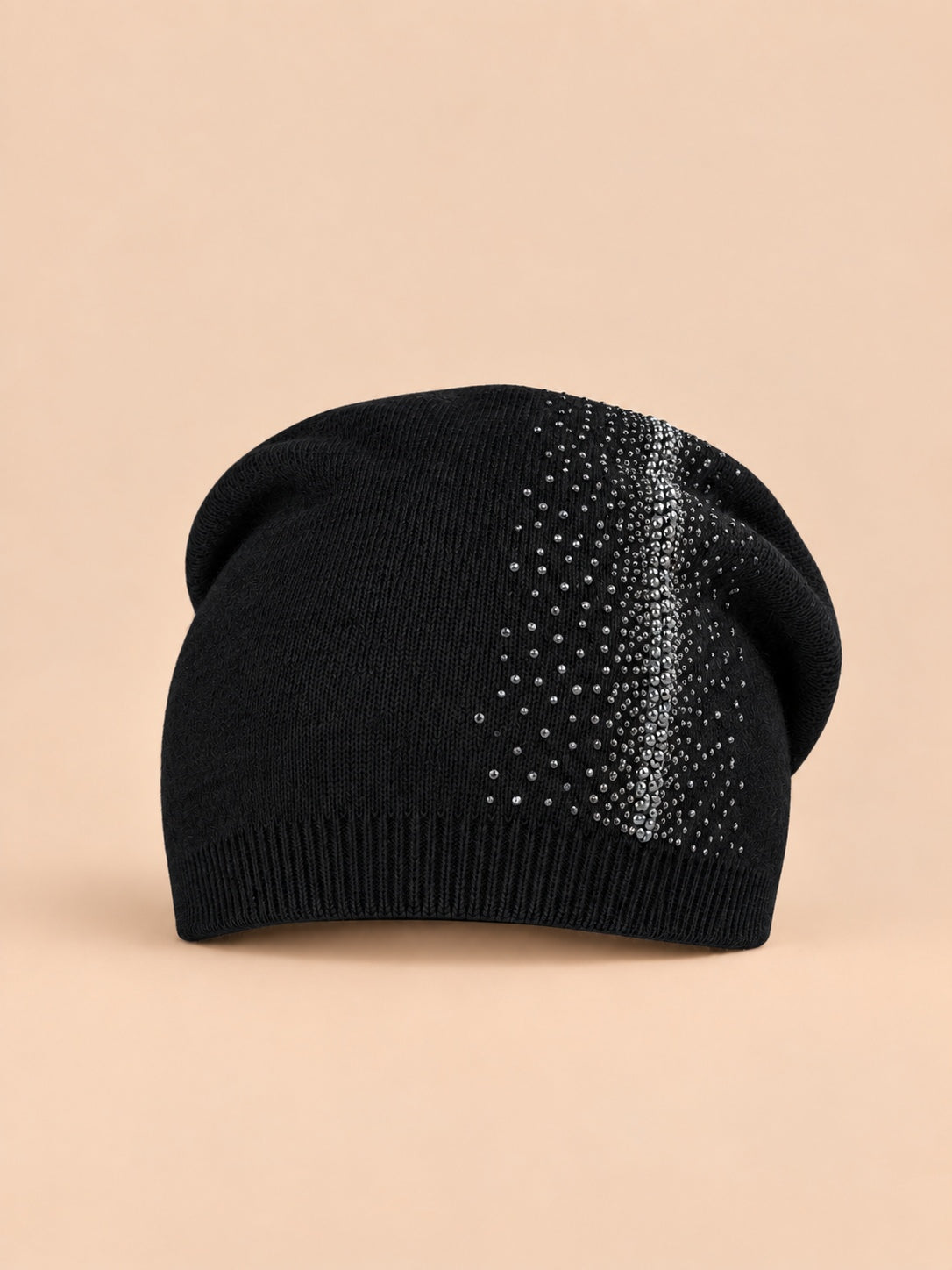 Berretto con strass in misto lana a doppio strato, colore nero, ENJOYFUR, vista frontale