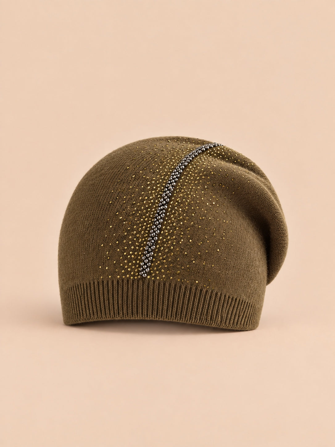 Berretto con strass in misto lana a doppio strato, colore verde, ENJOYFUR, vista frontale