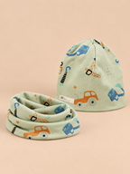 Set berretto e sciarpa da bambino con camion, variante camion verde, vista frontale
