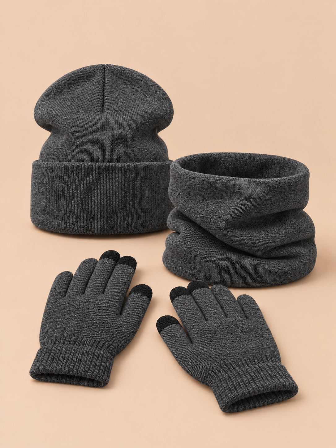 Set berretto, scaldacollo e guanti in maglia elasticizzata, colore grigio scuro, vista frontale