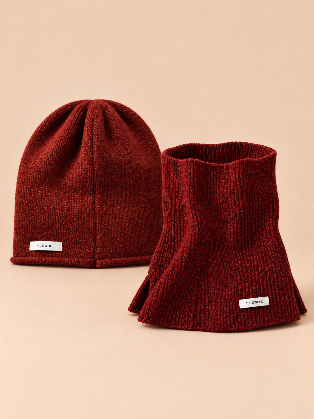 Set berretto e sciarpa con apertura da donna, stile coreano, colore rosso, vista frontale