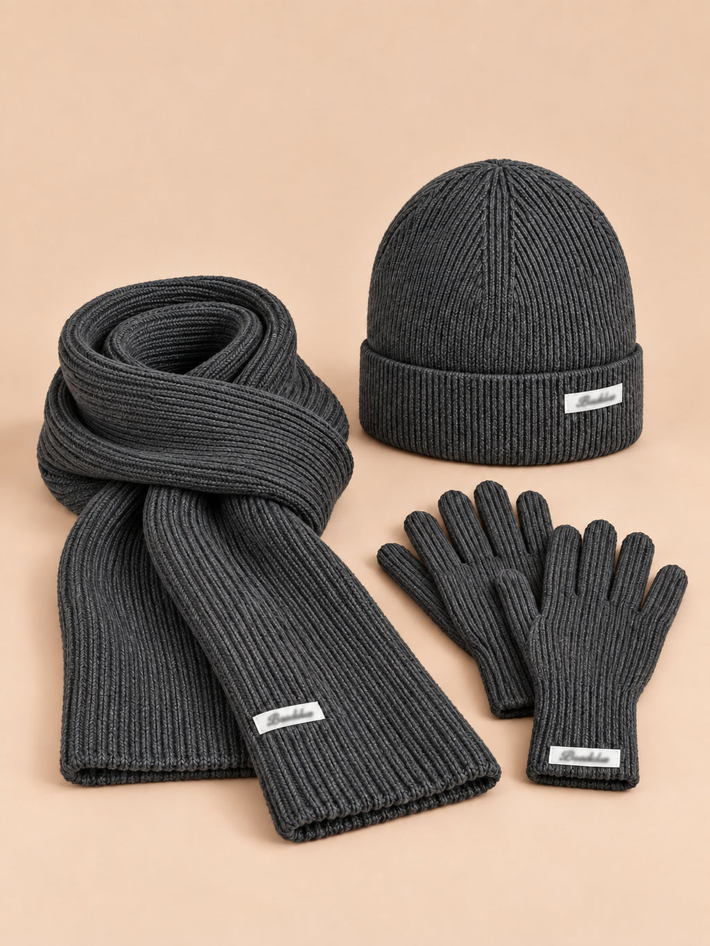 Set berretto, sciarpa e guanti da donna, stile coreano, colore grigio, vista frontale