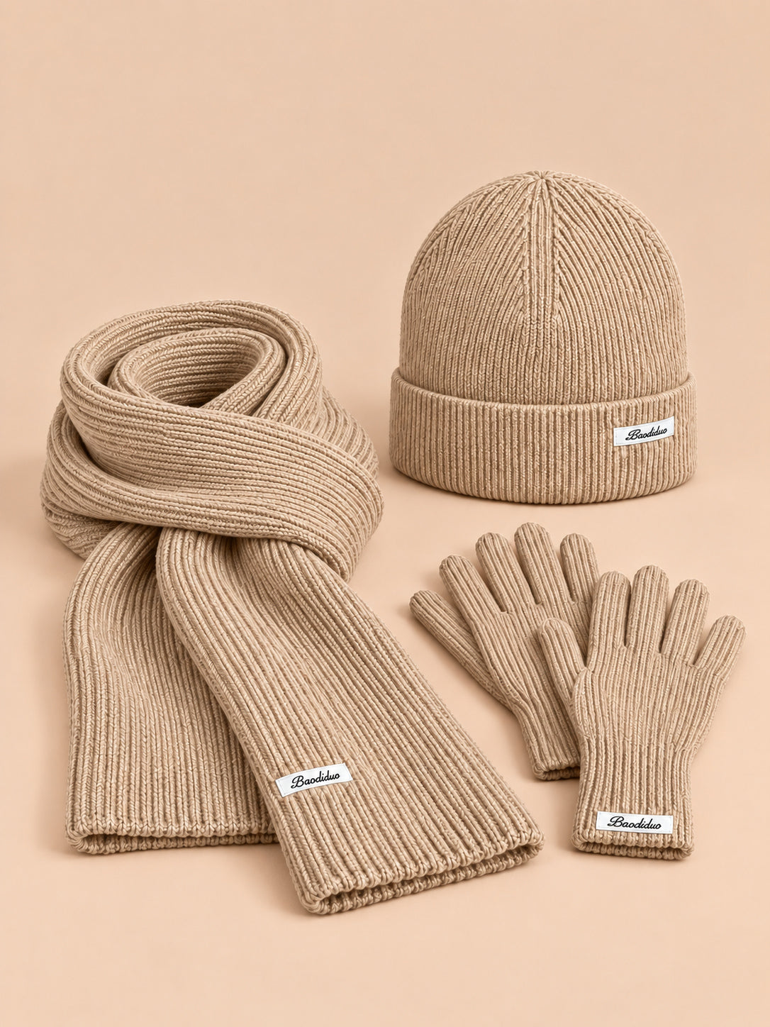 Set berretto, sciarpa e guanti da donna, stile coreano, colore kaki, vista frontale
