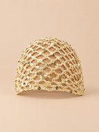 Cappello foulard a rete lavorata a maglia traforata, colore beige, vista frontale