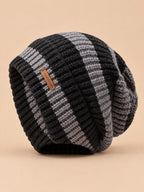 Berretto leggero in maglia a righe, stile coreano, colore grigio scuro, vista frontale