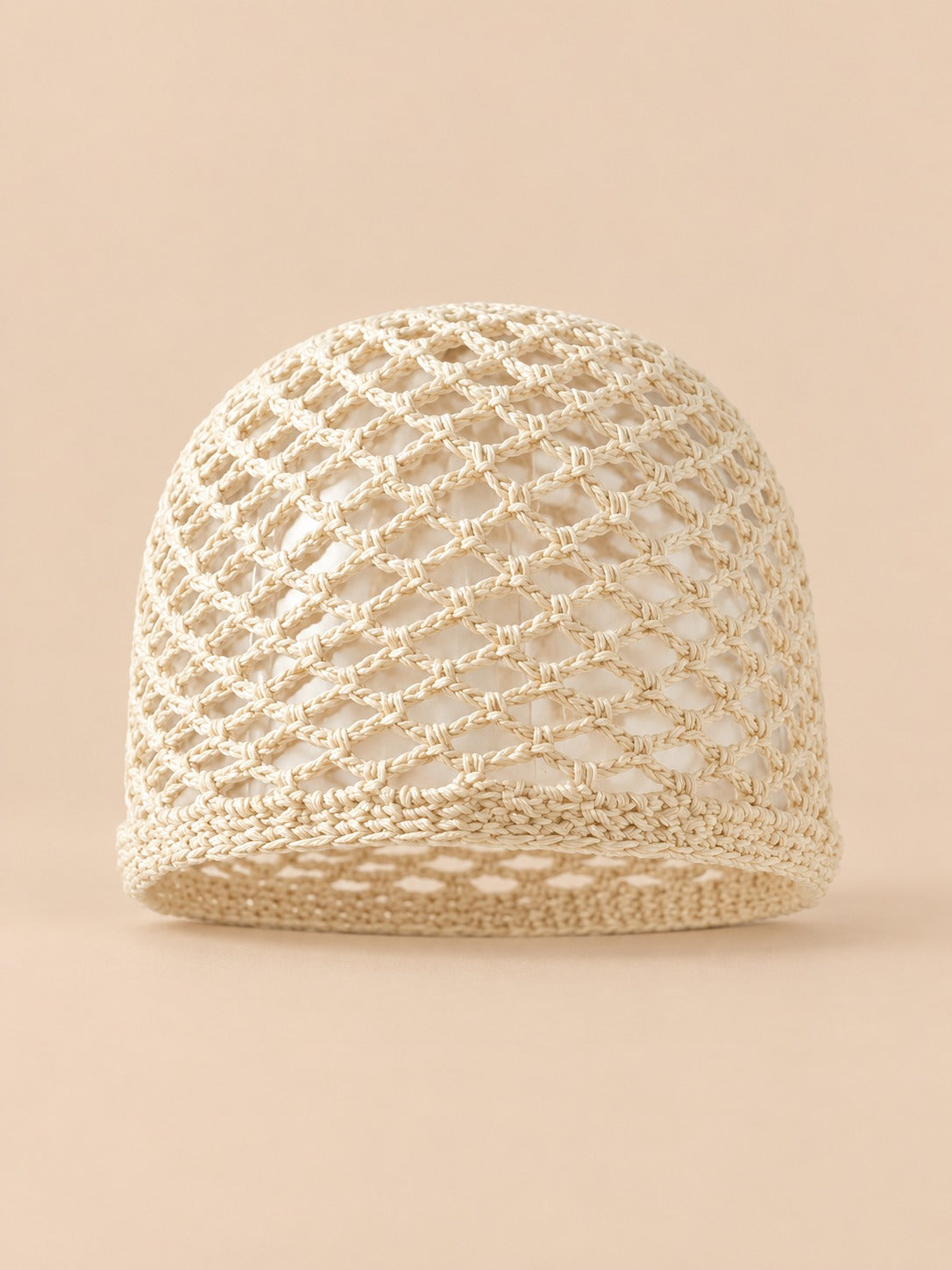 Cappello a rete in cotone traforato all’uncinetto per tutte le stagioni, colore beige, vista frontale