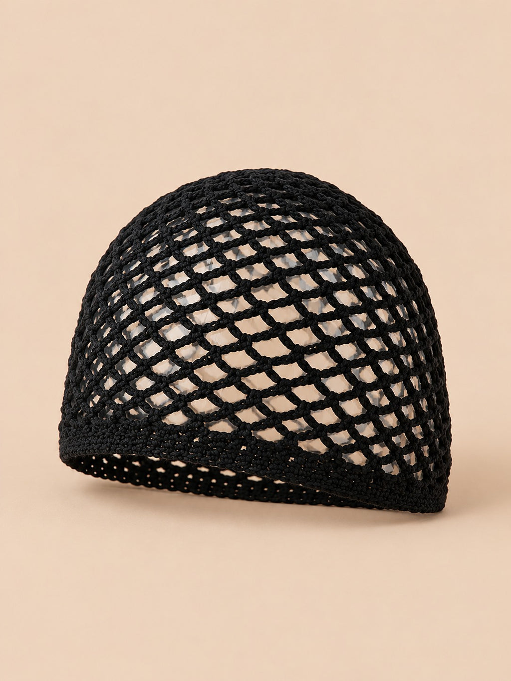 Cappello a rete in cotone traforato all’uncinetto per tutte le stagioni, colore nero, vista di tre quarti