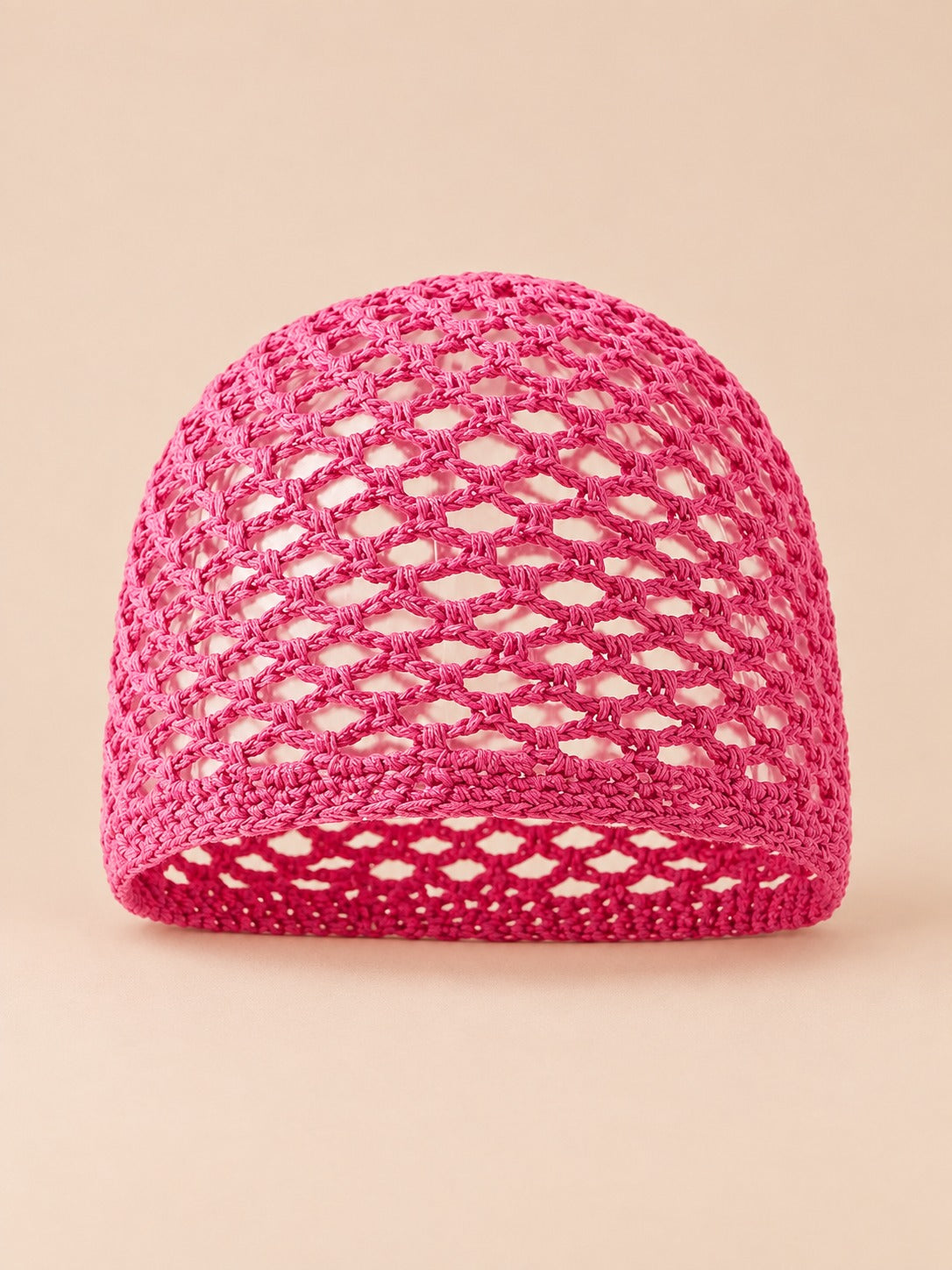 Cappello a rete in cotone traforato all’uncinetto per tutte le stagioni, colore fucsia, vista frontale