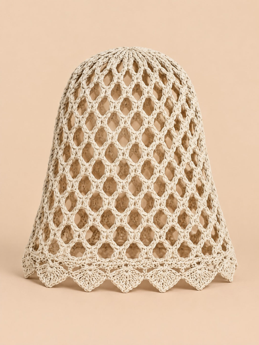 Cappello a rete traforato a tinta unita per la primavera, colore beige, vista frontale