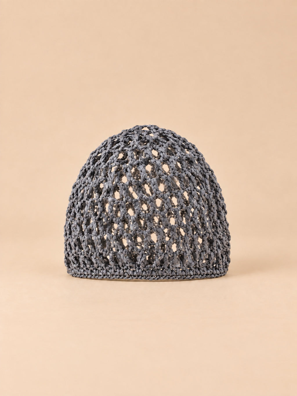 Turbante a rete traforato, elasticizzato e confortevole, colore grigio, vista frontale