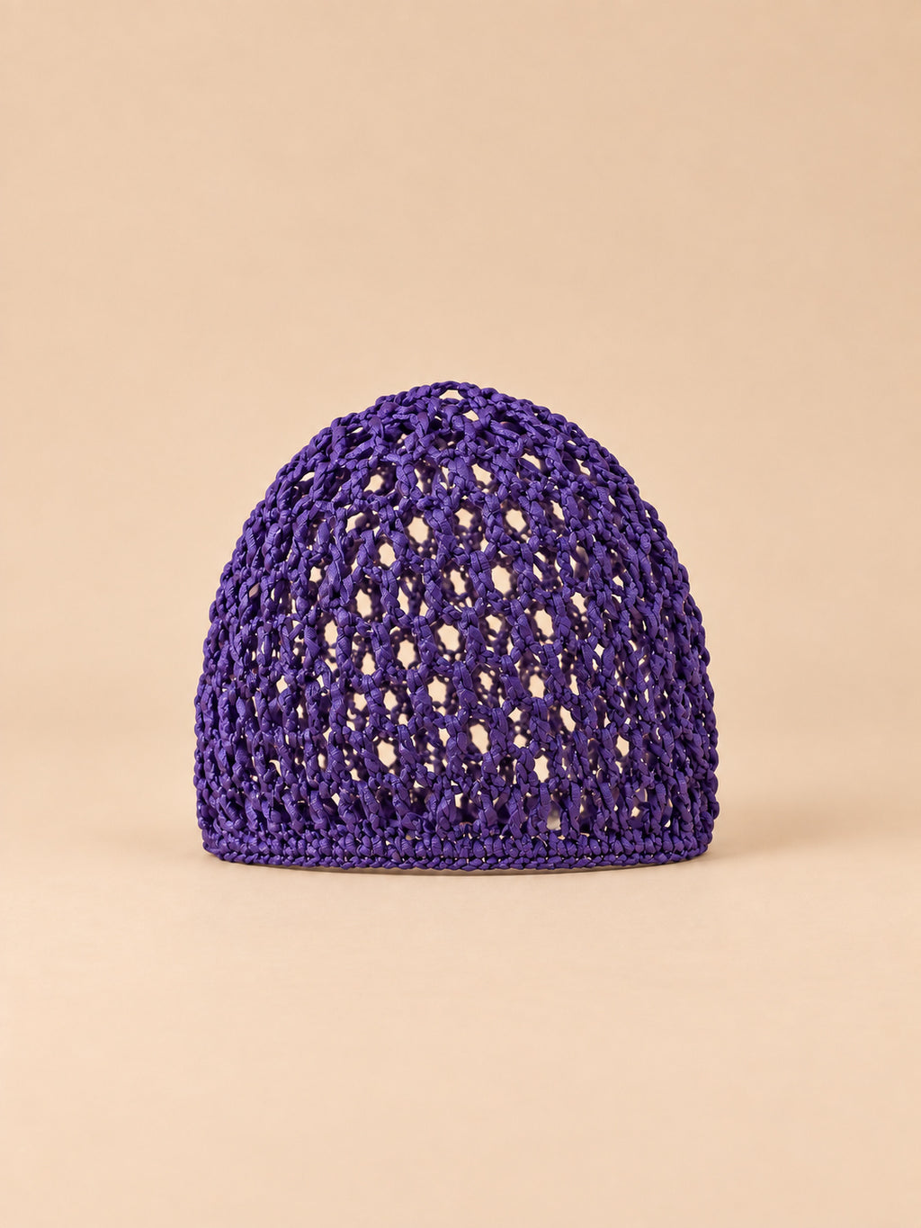 Turbante a rete traforato, elasticizzato e confortevole, colore viola, vista frontale
