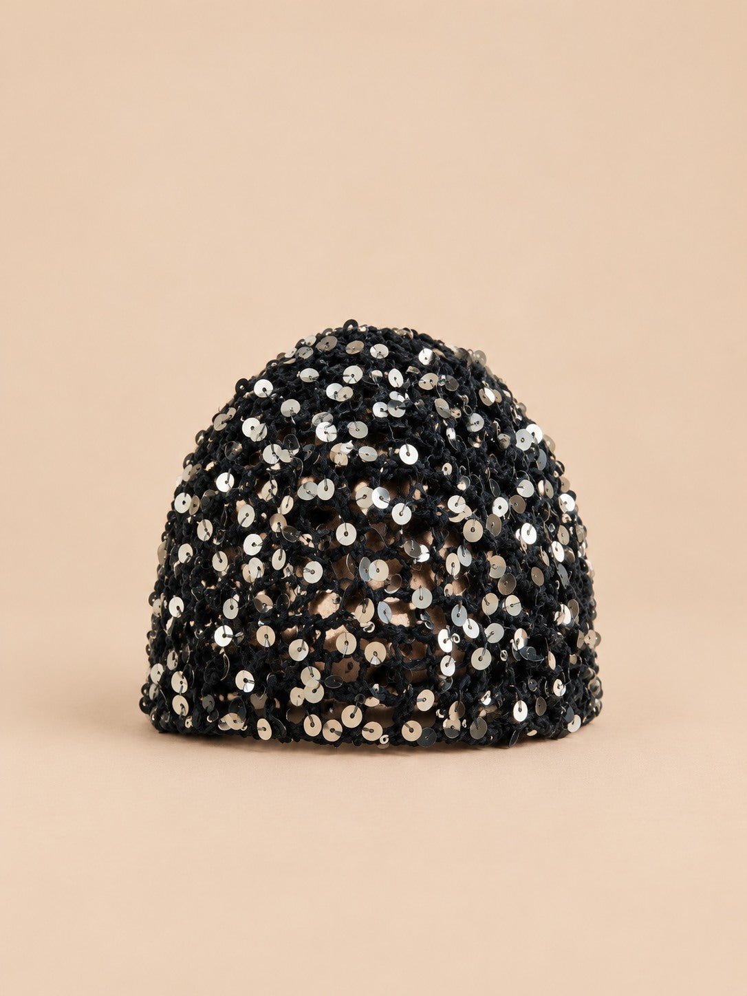 Cappello a rete traforato con paillettes, stile coreano, modello A-nero, colore nero, vista frontale