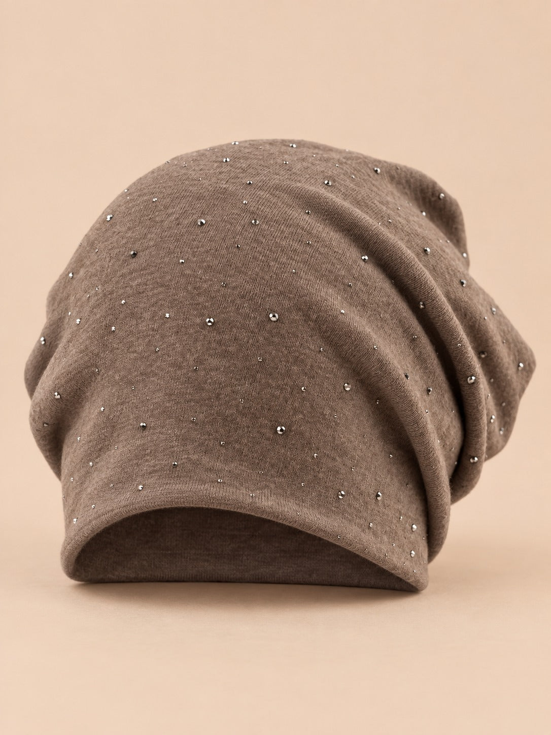 Berretto slouchy da donna in cotone lavorato a maglia con strass, colore kaki, vista frontale