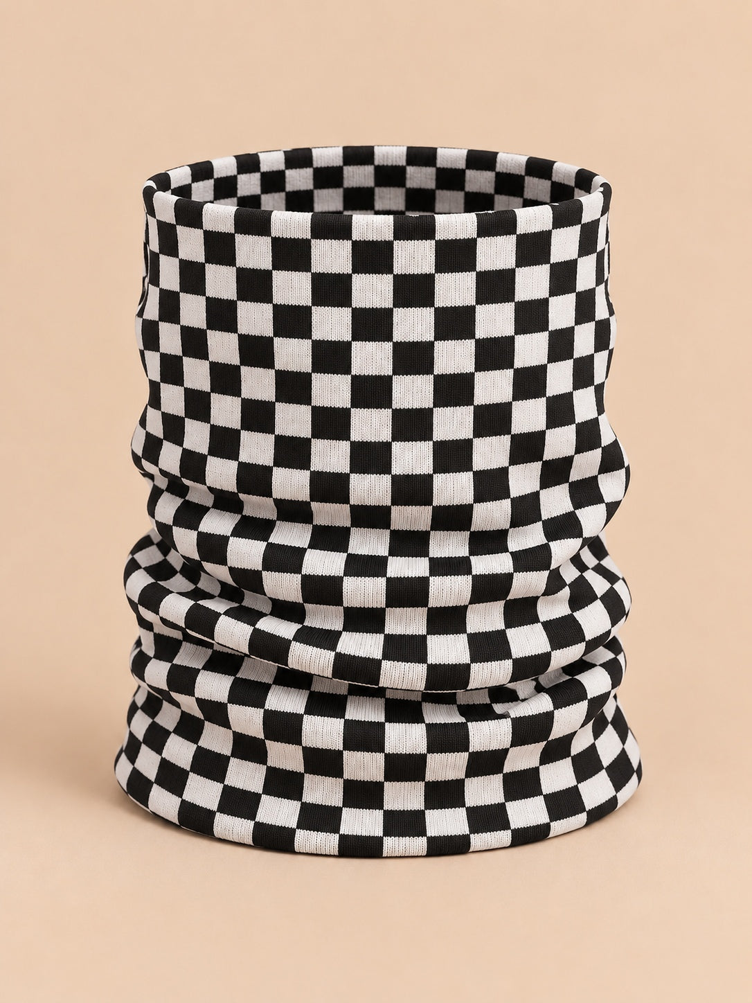 Berretto ricamato in maglia spessa, caldo per l’inverno, colori nero e bianco, vista frontale