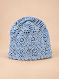 Turbante traforato all’uncinetto, stile giapponese rétro, colore blu, vista frontale
