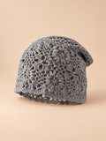Turbante traforato all’uncinetto, stile giapponese rétro, colore grigio, vista frontale