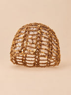 Cappello estivo da donna kaki con lavorazione traforata e paillettes lucenti in stile rétro, vista frontale